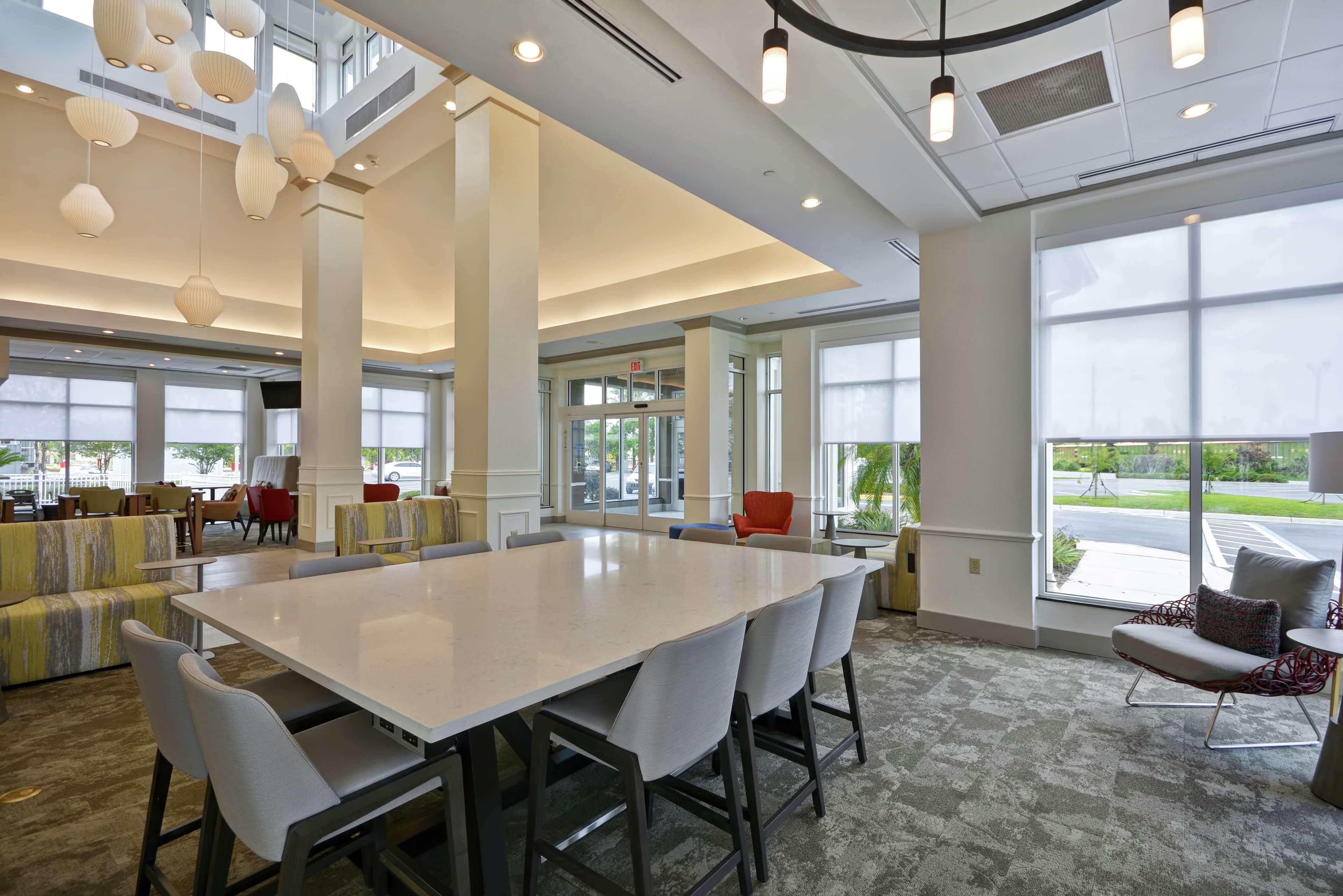 Hilton Garden Inn Panama City Bagian luar foto