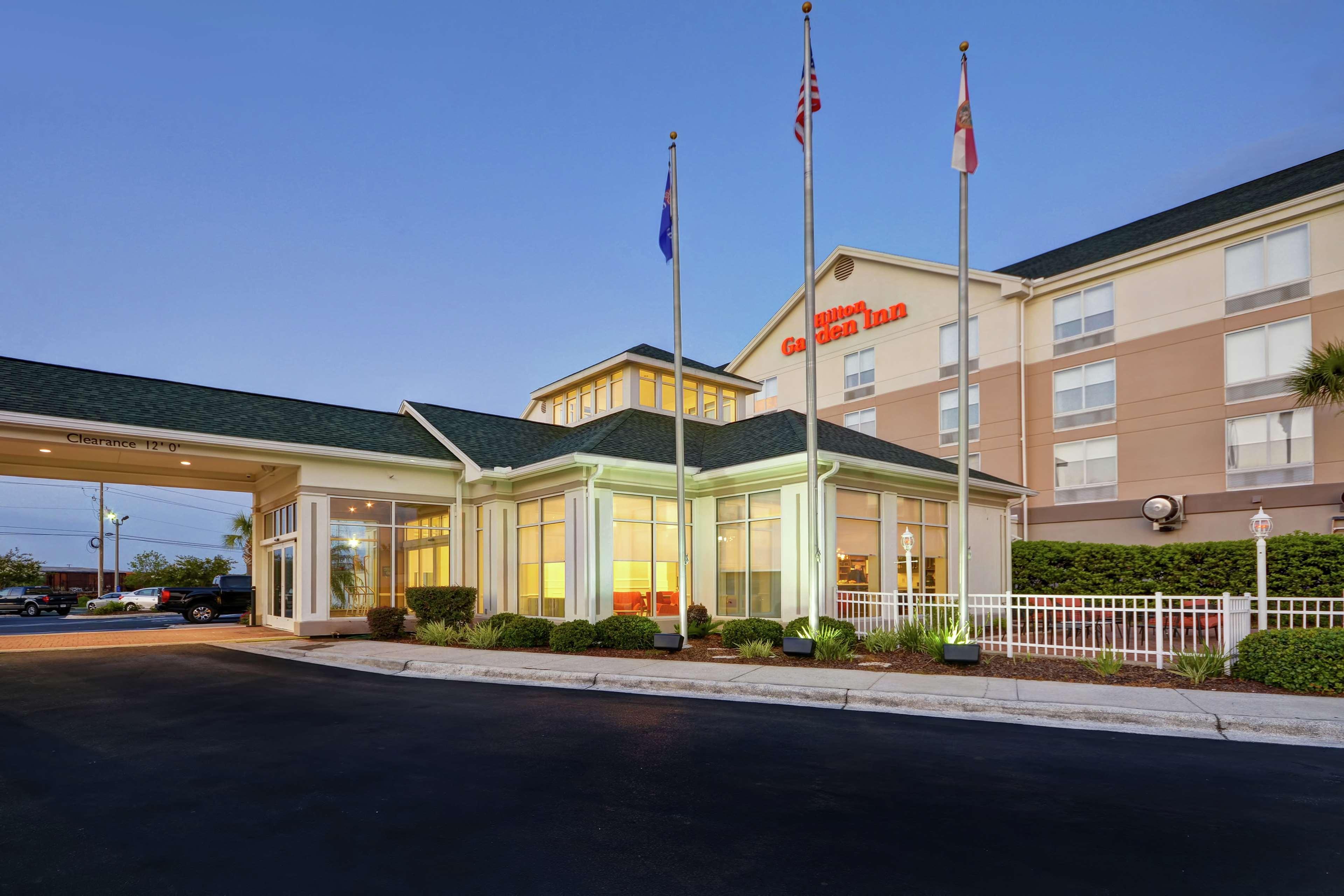 Hilton Garden Inn Panama City Bagian luar foto
