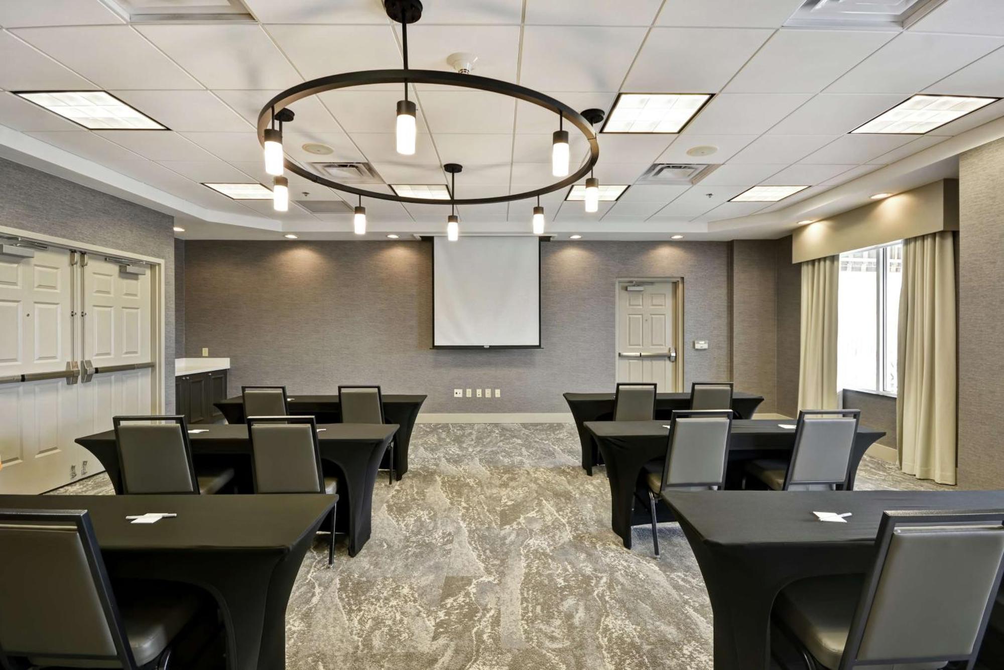 Hilton Garden Inn Panama City Bagian luar foto