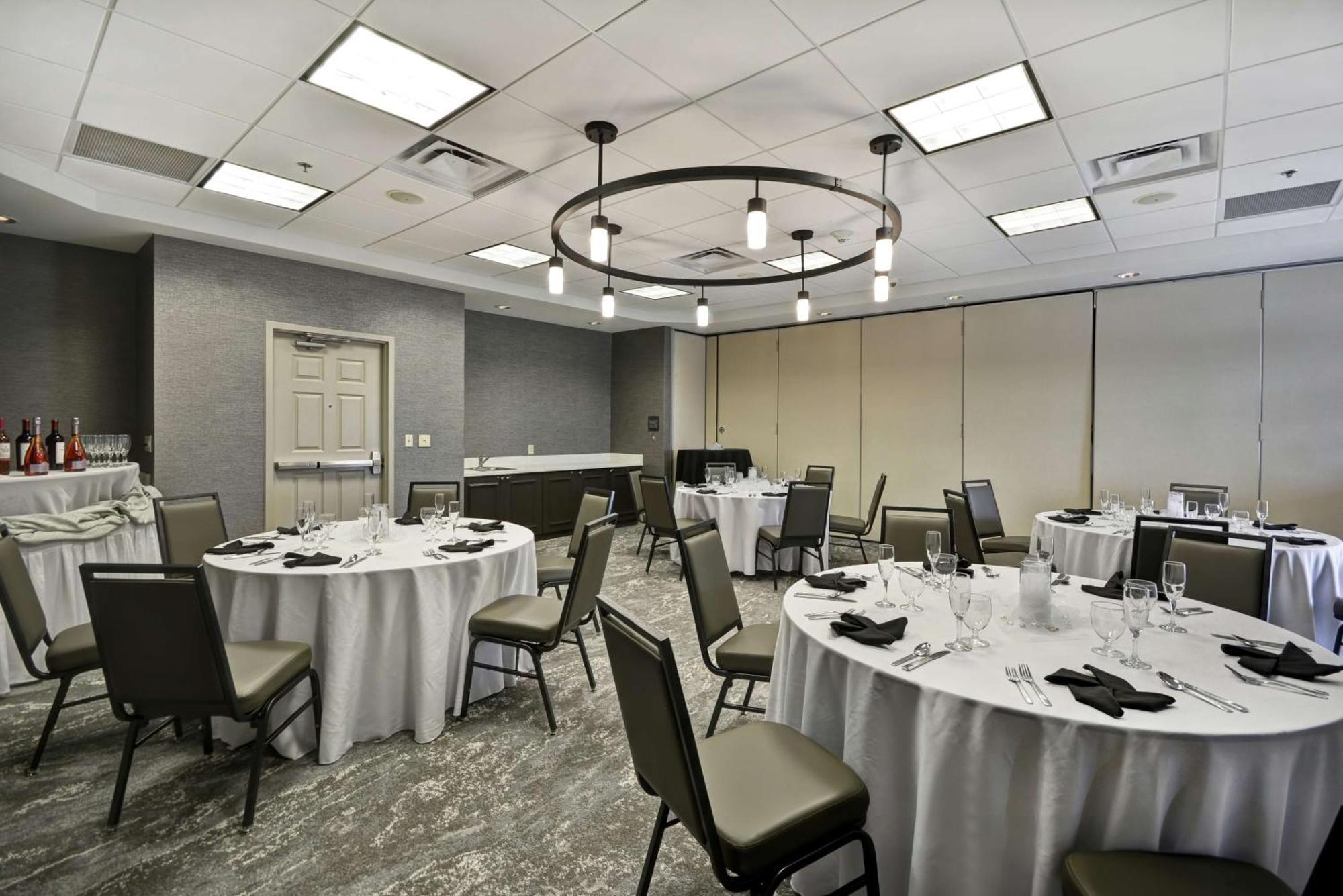 Hilton Garden Inn Panama City Bagian luar foto