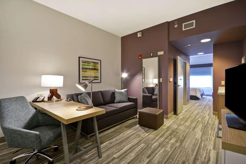 Hilton Garden Inn Panama City Ruang foto